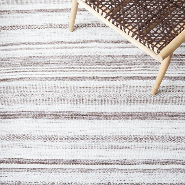 Safavieh Striped Kilim Stk108T Brown/Ivory Rug.
