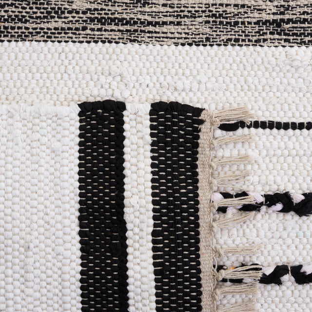 Safavieh Striped Kilim Stk201A Ivory/Black Rug.