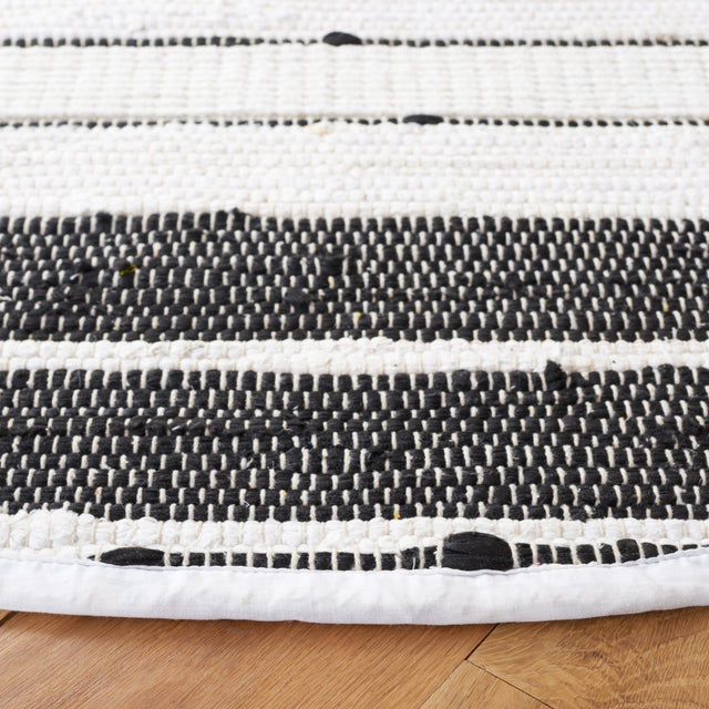 Safavieh Striped Kilim Stk202Z Black/Ivory Rug.