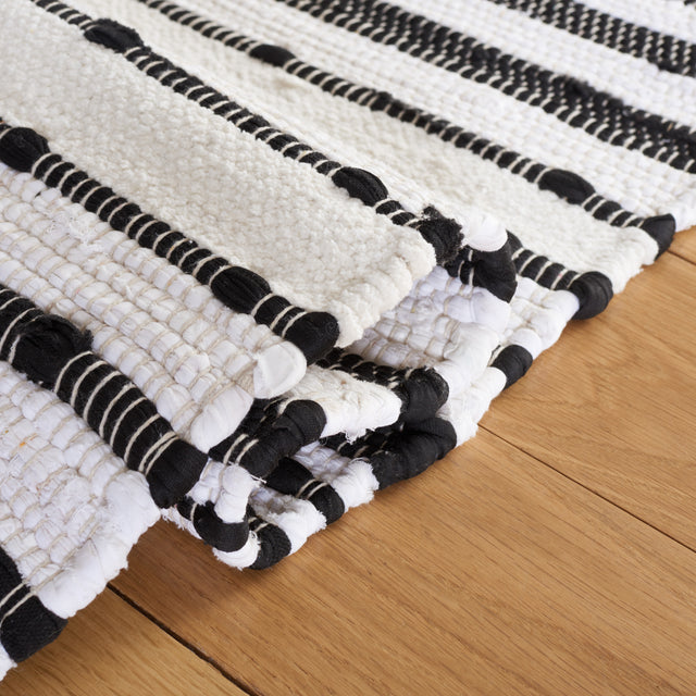 Safavieh Striped Kilim Stk205Z Black/Ivory Rug.