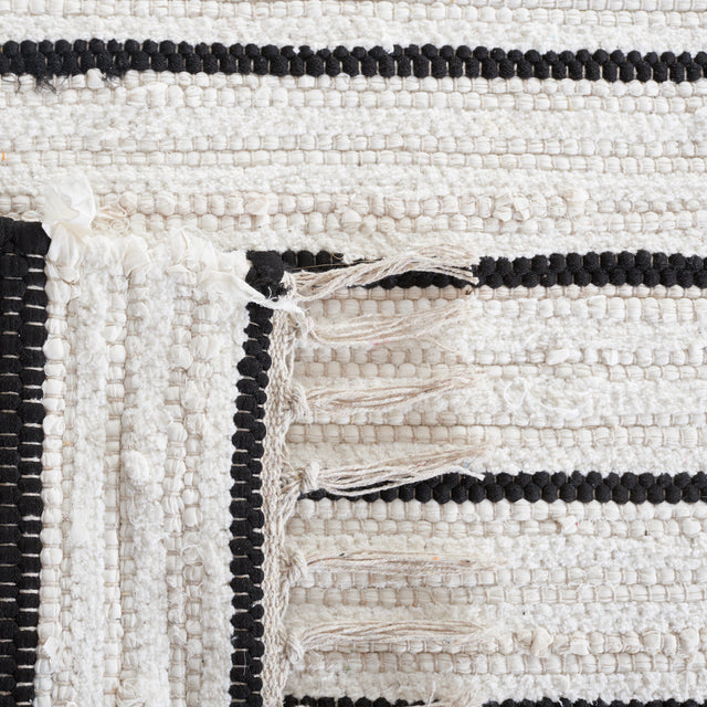Safavieh Striped Kilim Stk207Z Black/Ivory Rug.