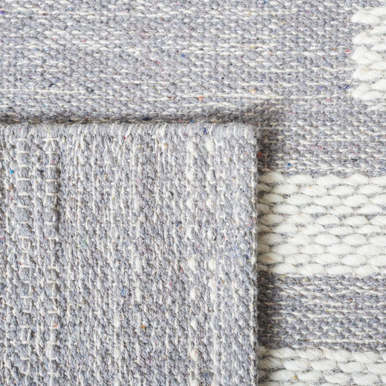 Safavieh Striped Kilim Stk505G Silver/Grey Rugs.
