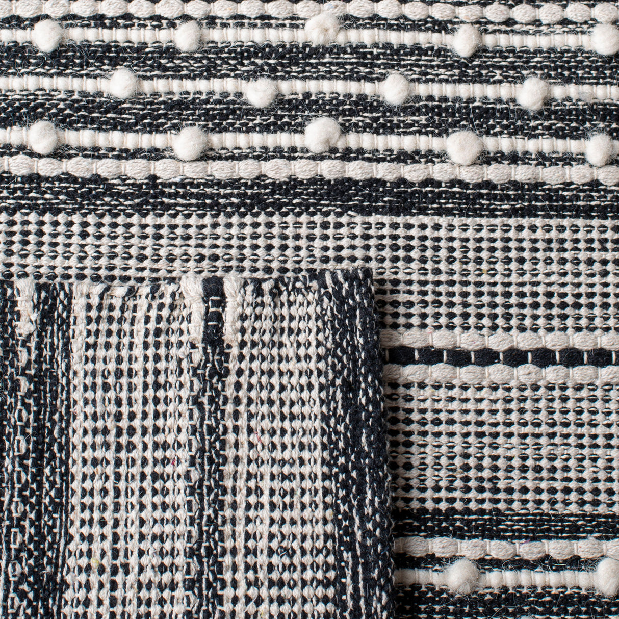Safavieh Striped Kilim Stk516Z Black/Ivory Rugs.
