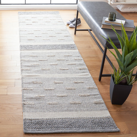 Safavieh Striped Kilim Stk519A Ivory/Grey Rugs.