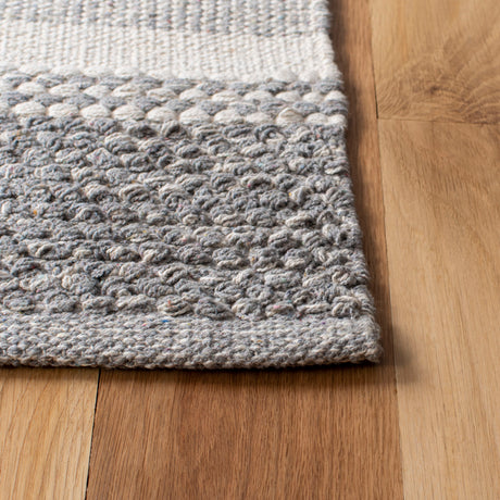 Safavieh Striped Kilim Stk519A Ivory/Grey Rugs.