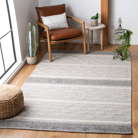Safavieh Striped Kilim Stk519A Ivory/Grey Rugs.