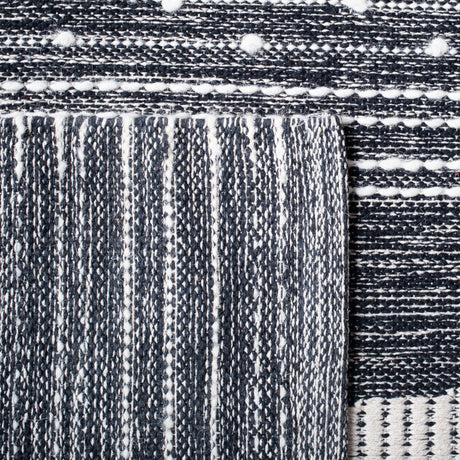 Safavieh Striped Kilim Stk521Z Black/Ivory Rugs.