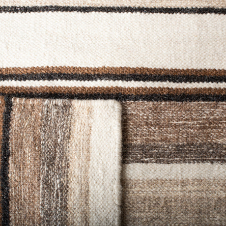 Safavieh Striped Kilim Stk601A Natural/Ivory Rugs.