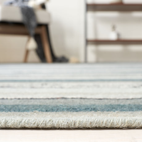 Safavieh Striped Kilim Stk601F Grey Rugs.