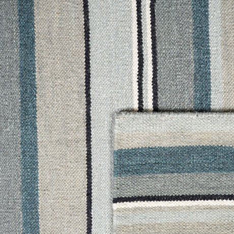 Safavieh Striped Kilim Stk601F Grey Rugs.