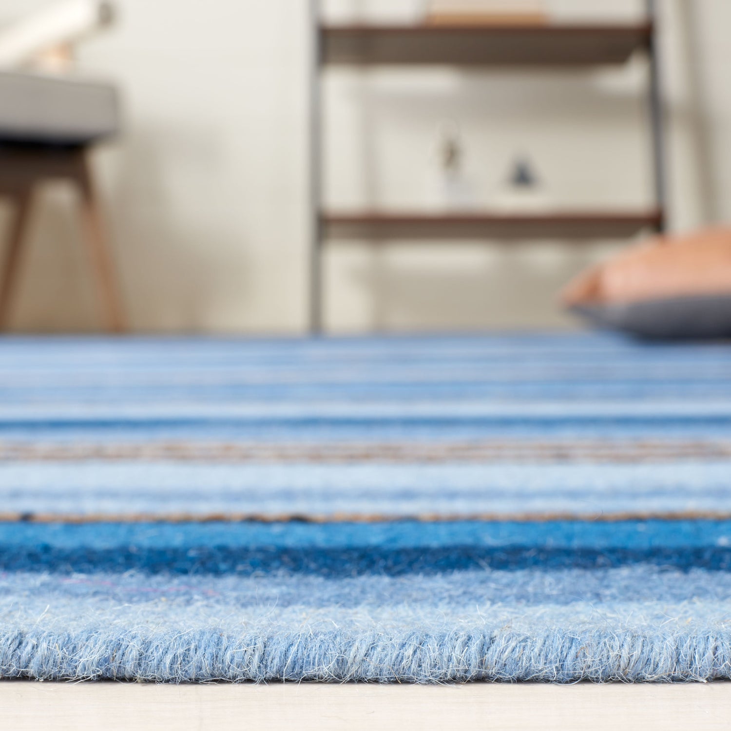 Safavieh Striped Kilim Stk601M Blue/Rust Rugs.