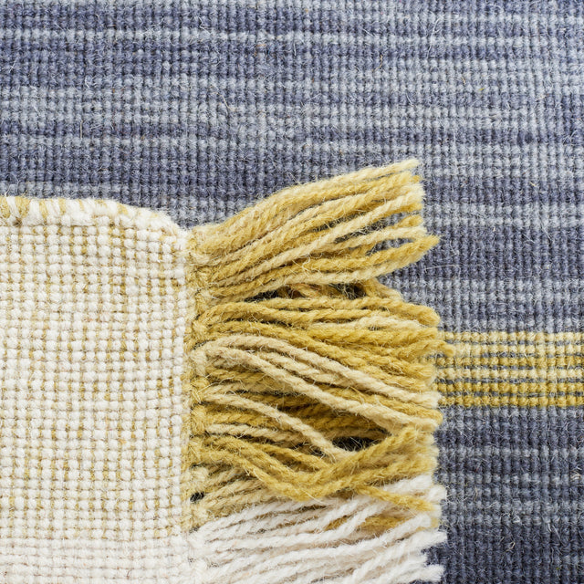 Safavieh Striped Kilim Stk706B Beige/Teal Rug.