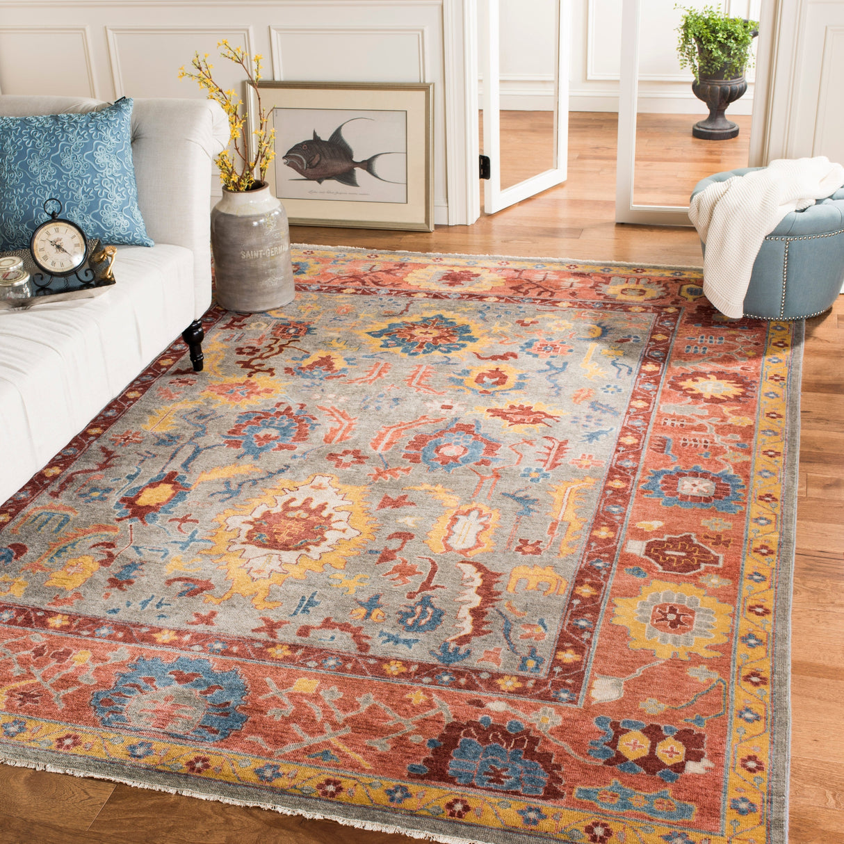 Safavieh Sultanabad Sul1072A Grey/Red Rug.