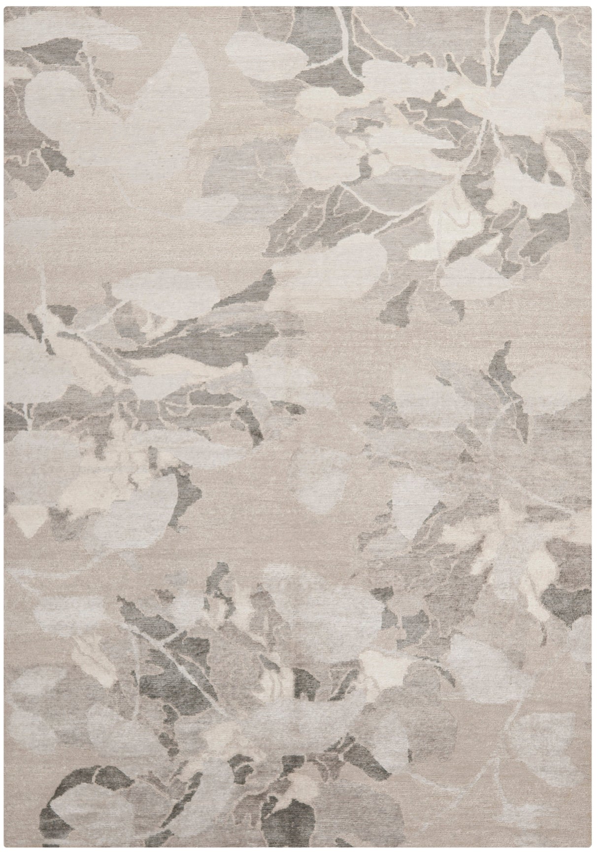 Safavieh Tibetan Tb955A Silver Rug.