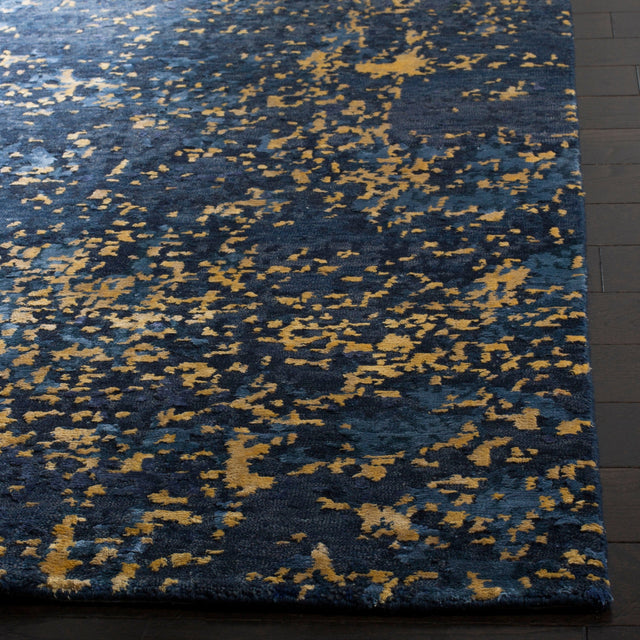 Safavieh Tiffany Tfn612C Navy/Gold Rug.