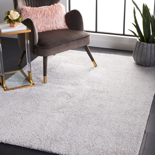 Safavieh Tahoe Shag Tho670F Light Grey Rug.