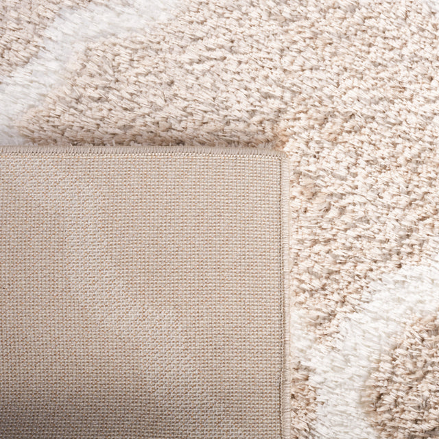 Safavieh Tahoe Shag Tho675B Beige/White Rug.