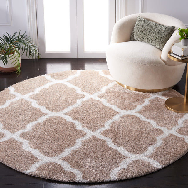 Safavieh Tahoe Shag Tho675B Beige/White Rug.