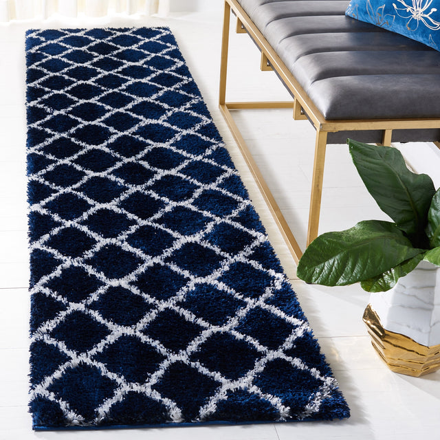 Safavieh Tahoe Shag Tho675N Navy/White Rug.