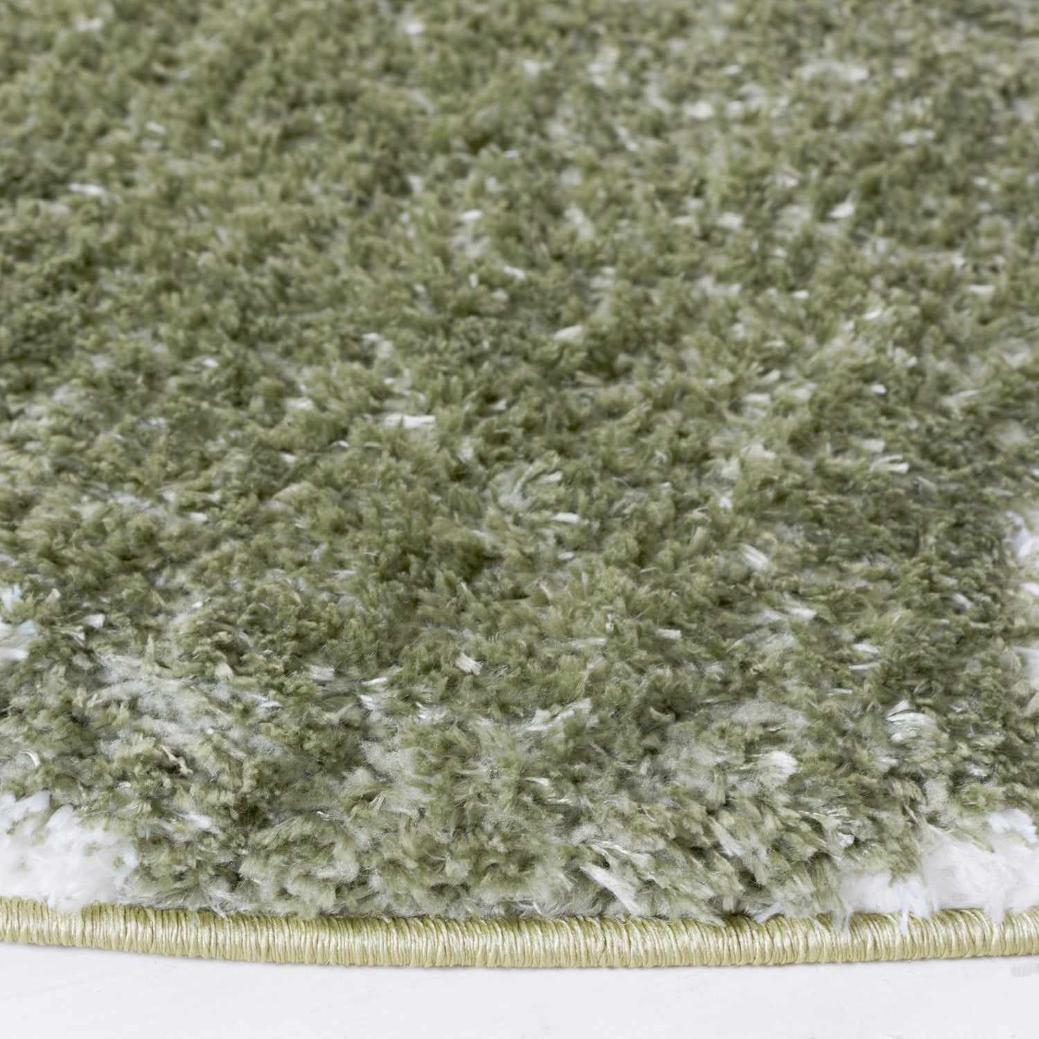 Safavieh Tahoe Shag Tho675W Sage/White Rug.