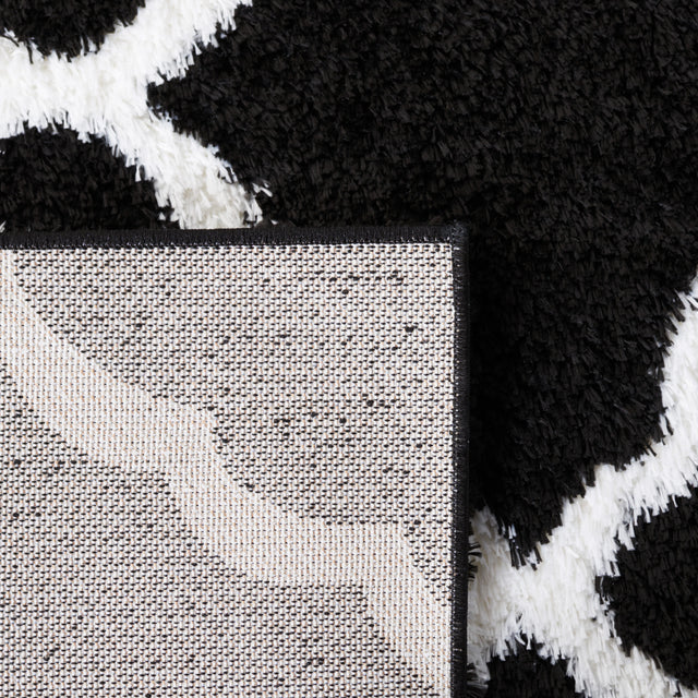 Safavieh Tahoe Shag Tho675Z Black/White Rug.