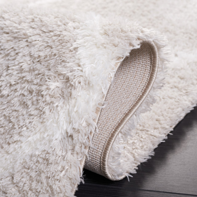 Safavieh Tahoe Shag Tho676H Silver/White Rug.