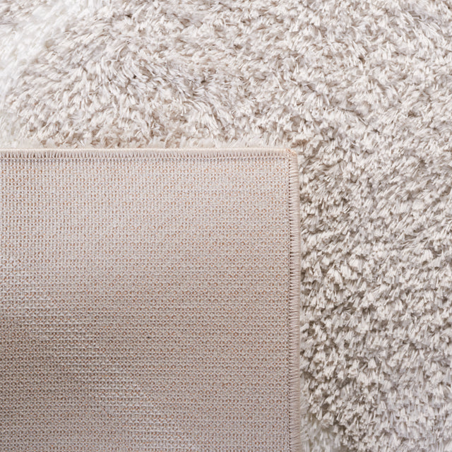 Safavieh Tahoe Shag Tho676H Silver/White Rug.