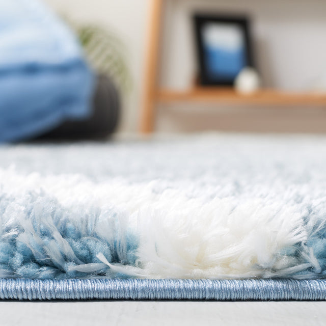 Safavieh Tahoe Shag Tho676M Blue/White Rug.