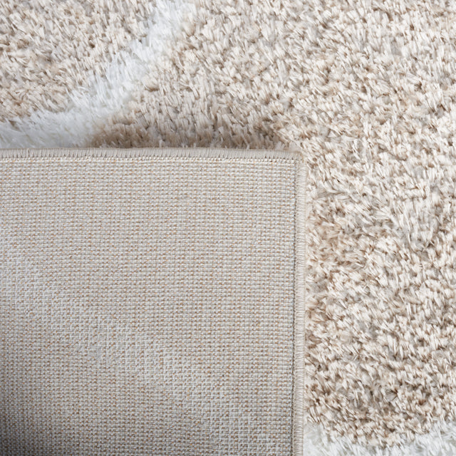 Safavieh Tahoe Shag Tho677B Beige/White Rug.