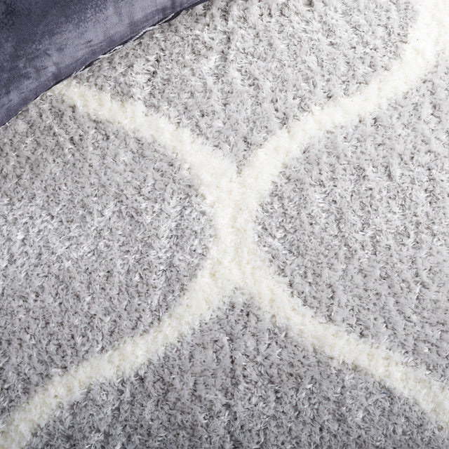 Safavieh Tahoe Shag Tho677F Light Grey/White Rug.