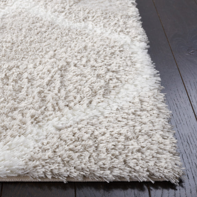 Safavieh Tahoe Shag Tho677G Silver/White Rug.