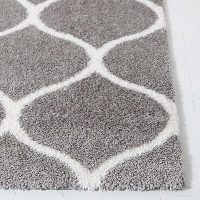 Safavieh Tahoe Shag Tho677H Grey/White Rug.