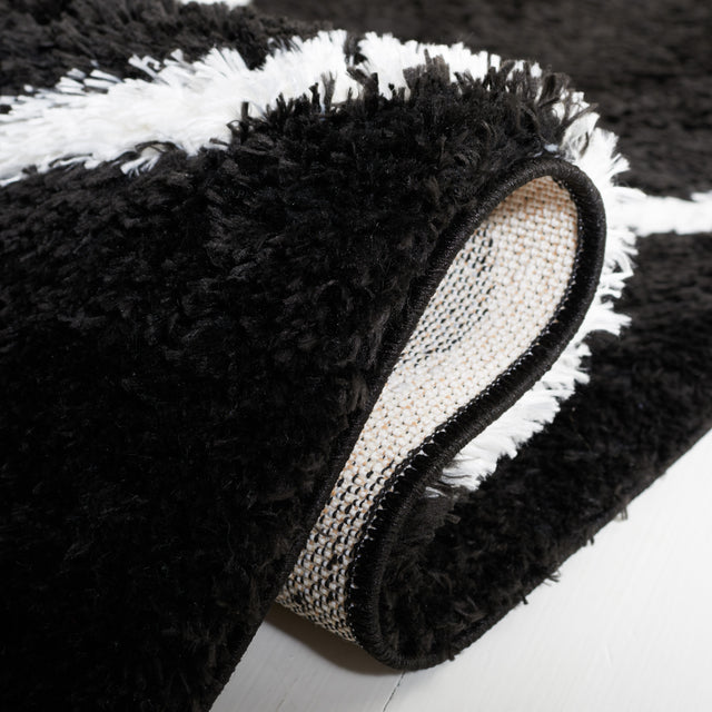 Safavieh Tahoe Shag Tho677Z Black/White Rug.
