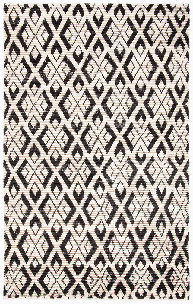 Safavieh Tibetan Tib606A Ivory/Black Rugs.