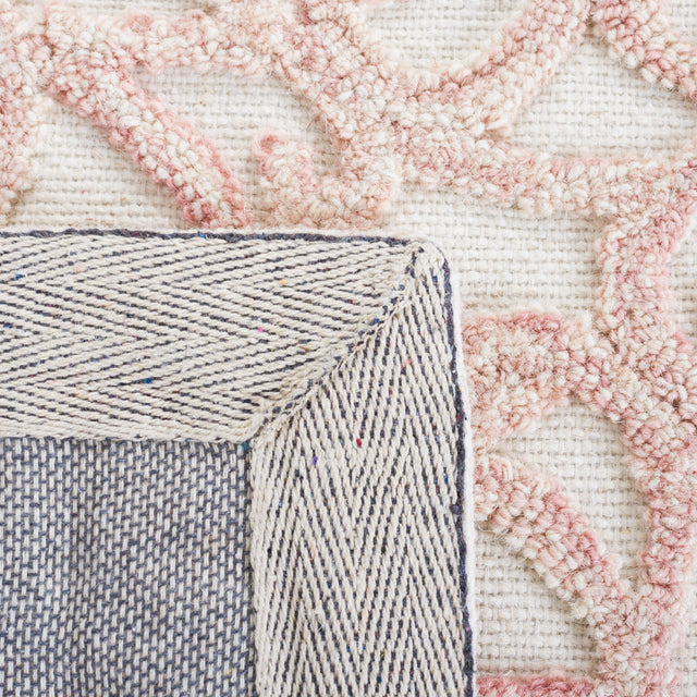 Safavieh Trace Trc103U Ivory/Pink Rug.