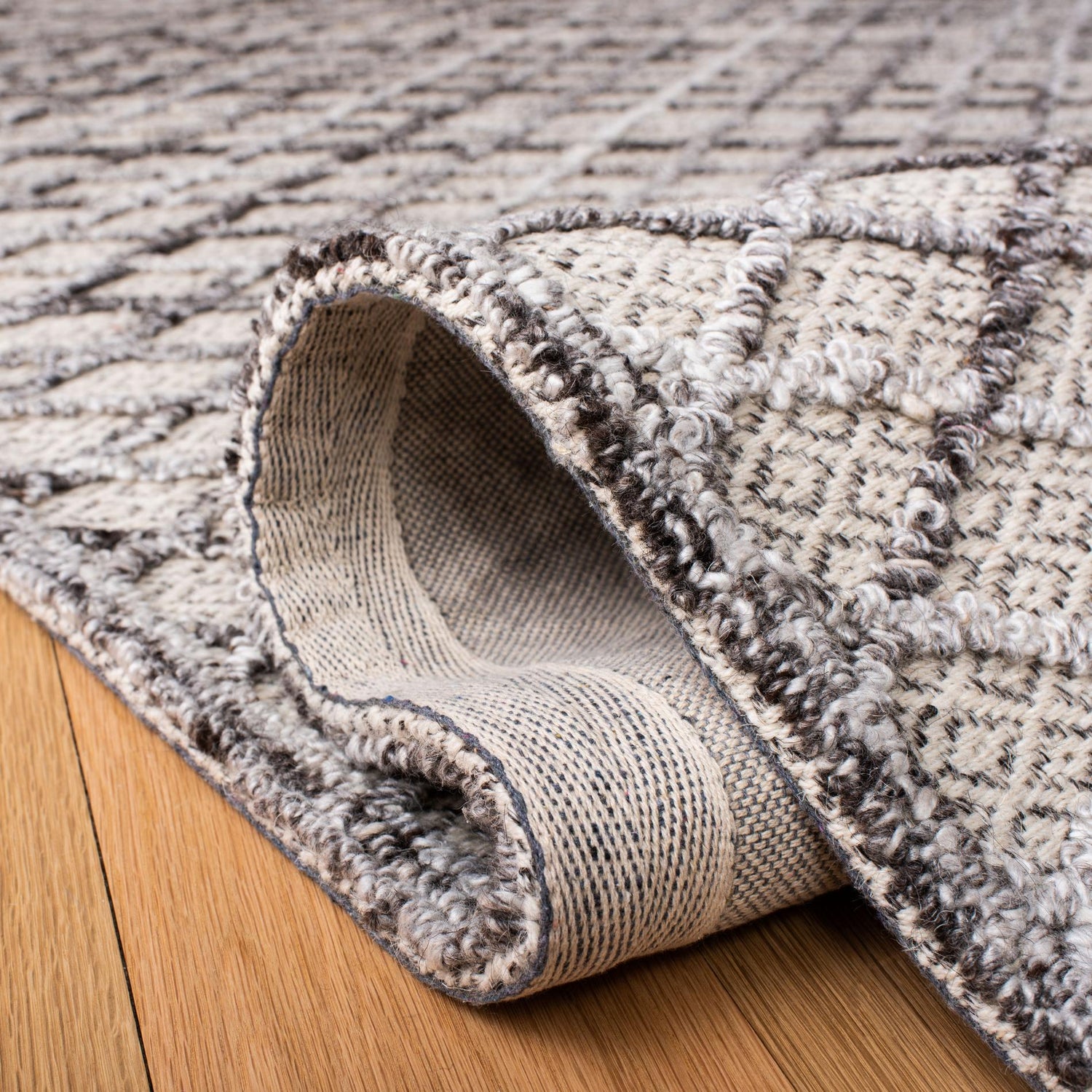 Safavieh Trace Trc204F Grey/Ivory Rugs.