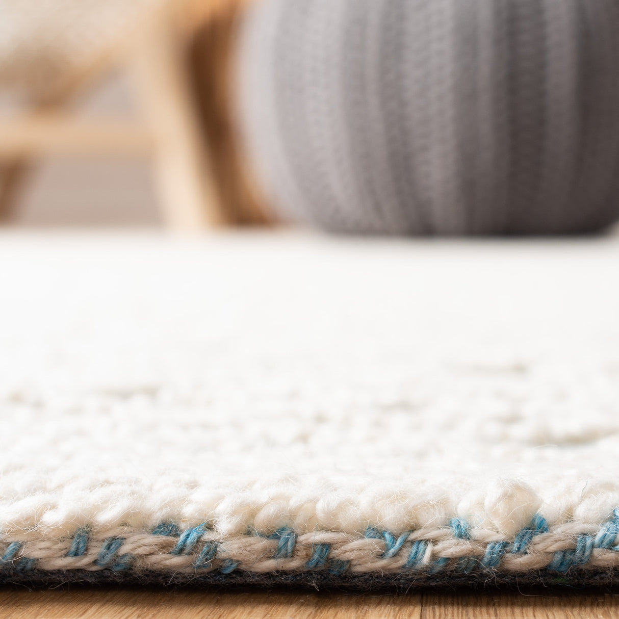 Safavieh Trace Trc224A Ivory/Blue Rugs.