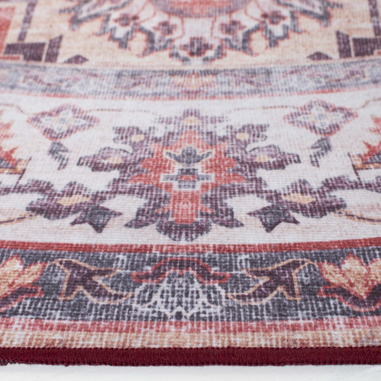 Safavieh Machine Washable Tucson Tsn163P Rust/Beige Rug.
