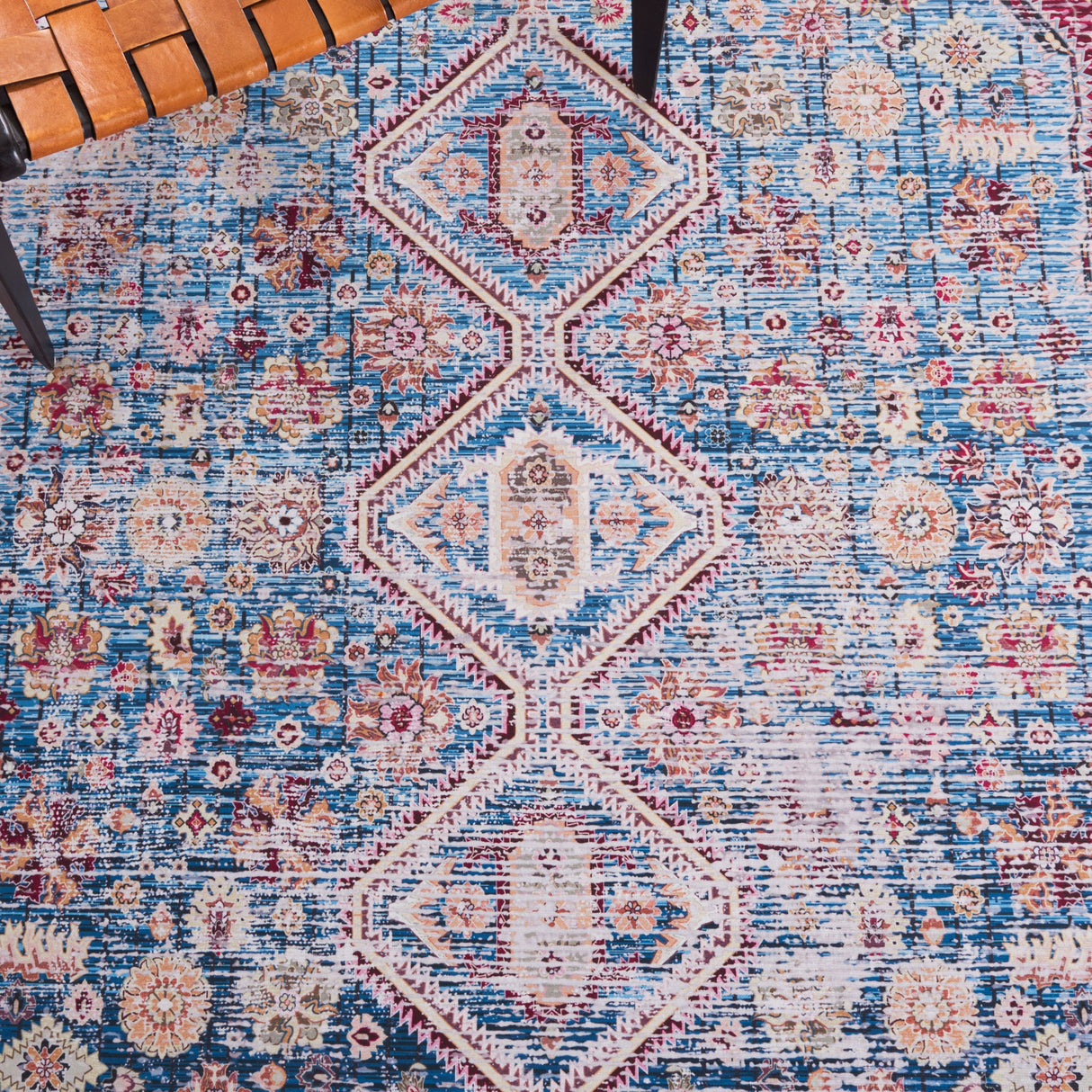 Safavieh Machine Washable Tucson Tsn164M Blue/Red Rug.