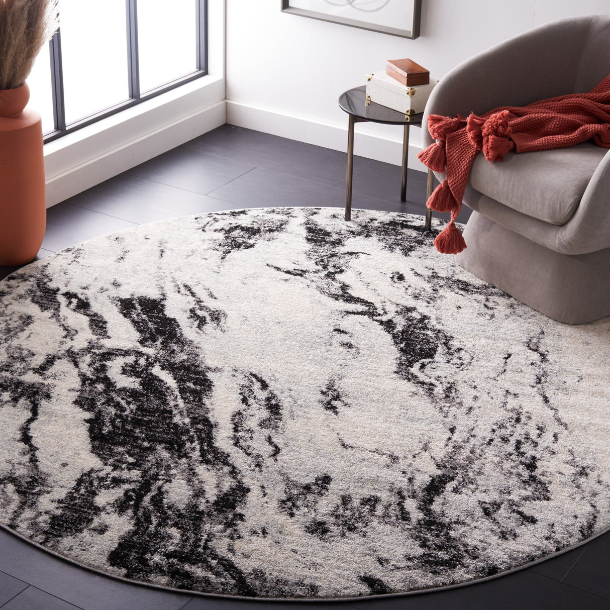 Safavieh Tulum Tul277A Ivory/Black Rug.
