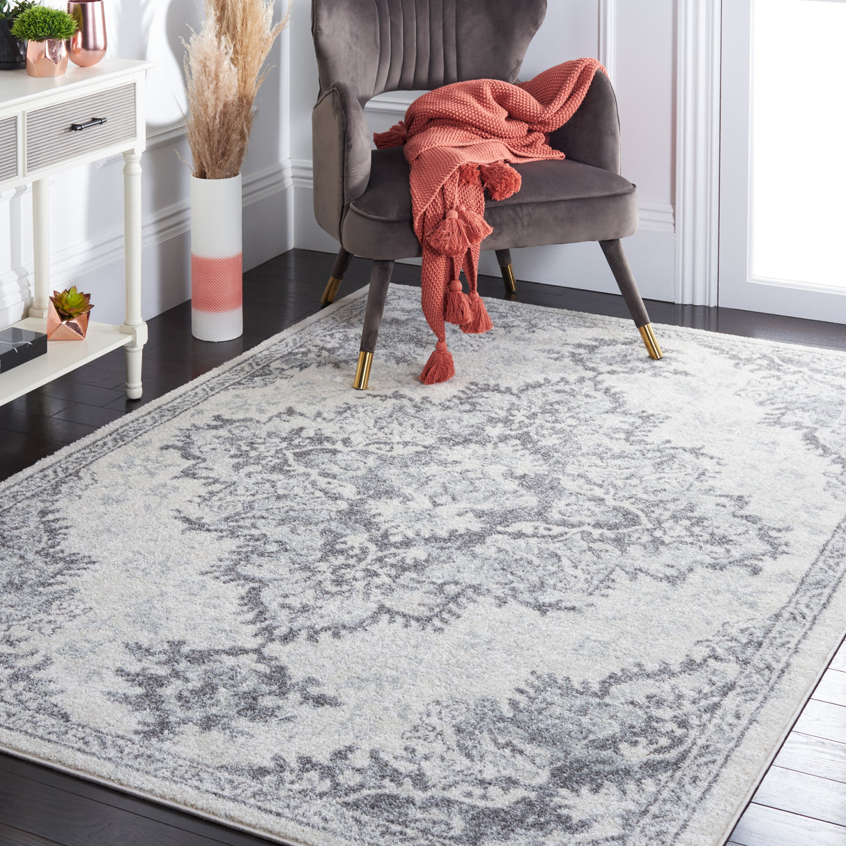 Safavieh Tulum Tul278C Ivory/Grey Rug.