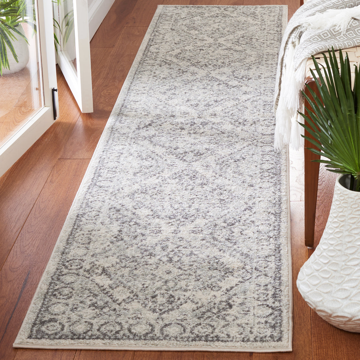 Safavieh Tulum Tul280C Ivory/Grey Rug.
