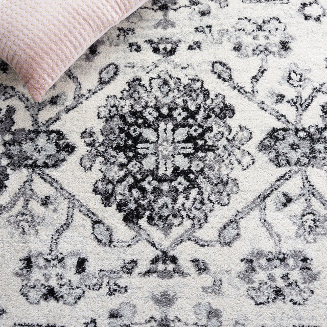 Safavieh Tulum Tul283A Ivory/Black Rug.