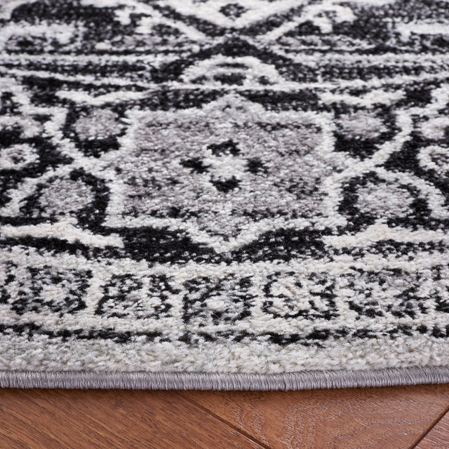 Safavieh Tulum Tul285A Ivory/Black Rug.