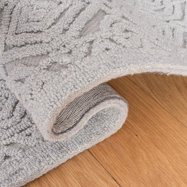 Safavieh Textural Txt101G Silver Rugs.