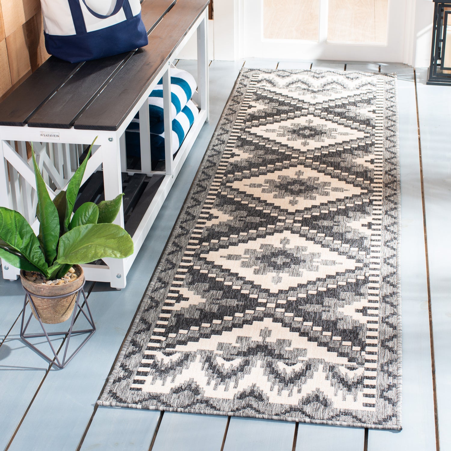 Safavieh Veranda Ver096 Grey/Beige Rug.