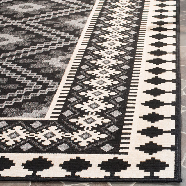 Safavieh Veranda Ver099 Black/Creme Rug.