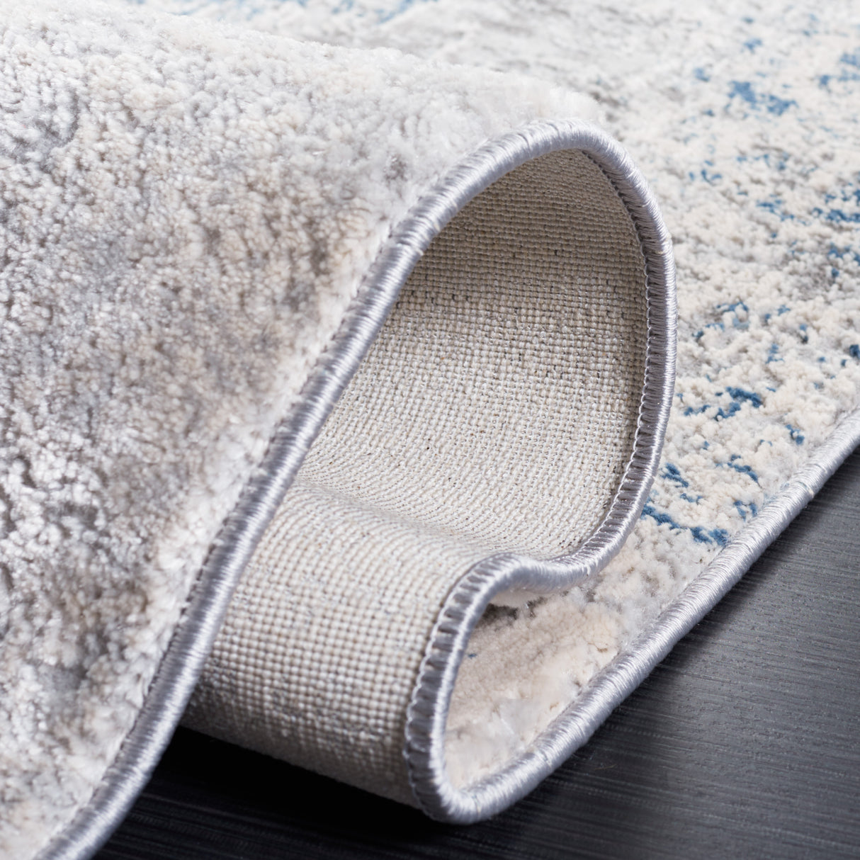 Safavieh Vogue Vge216F Grey/Blue Rug.