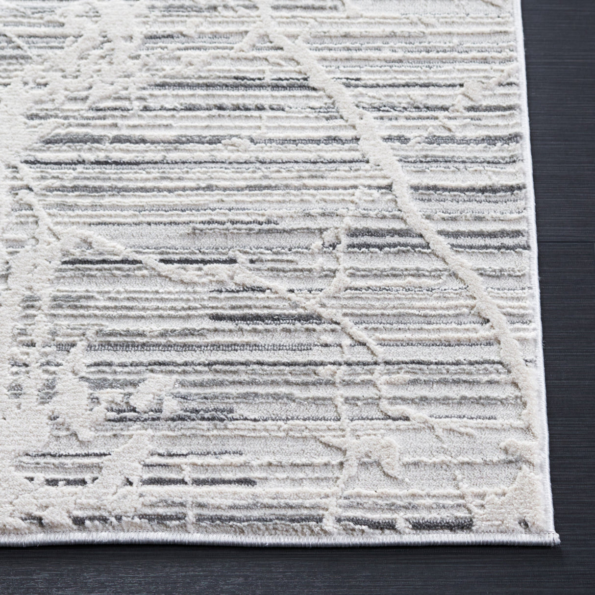 Safavieh Vogue Vge228B Beige/Grey Rug.