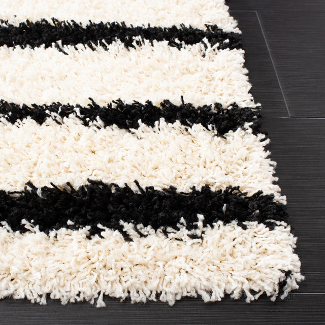 Safavieh Venus Shag Vns603A Ivory/Black Rug.